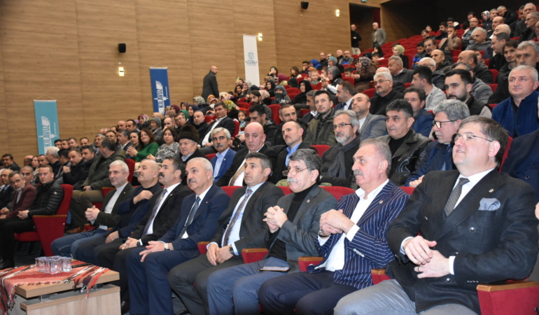 Kocaeli Giresun Yağlıdereliler Derneği’nden Tarihî Panel: Hacı Abdullah Halife ve Yağlıdere’nin Tarihî Süreci Konuşuldu