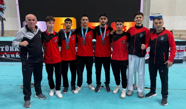 Darıcalı 3 sporcu Milli Takıma seçildi