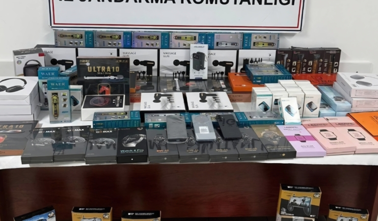 Kocaeli Jandarmadan 2,5 Milyon TL’lik Kaçak Ürün Operasyon