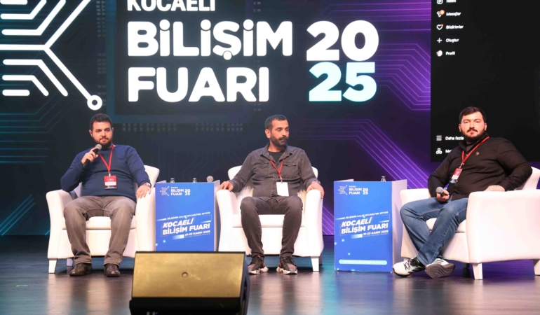 FPV drone ve VR teknolojisi Bilişim Fuarı’nda uçtu