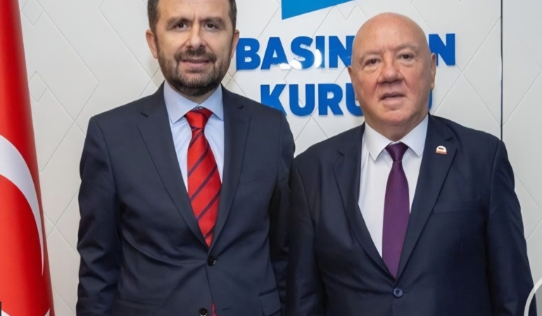 Türkiye Gazeteciler Konfederasyonu’ndan BİK Genel Müdürü Abdülkadir Çay’a ziyaret