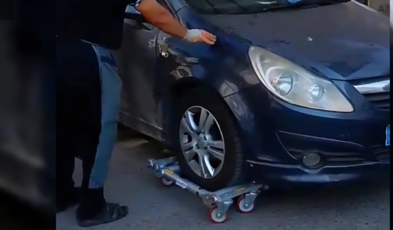 Gebze’de Semt Pazarcıları “Aparat” Yöntemiyle Engelli Parklara Çözüm Üretti