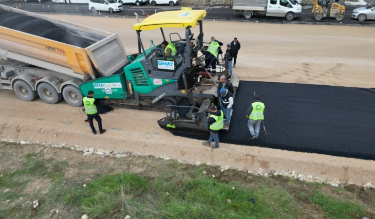 Osmanyılmaz Mezarlığı Yanına 45 Araçlık Otopark
