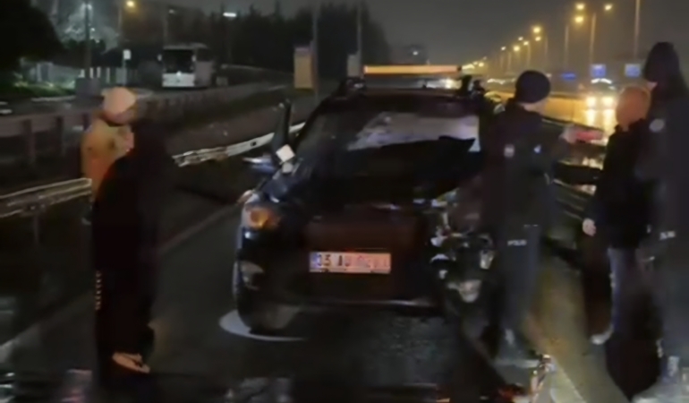 Gebze’de pikap bariyerlere çarptı: 1 yaralı